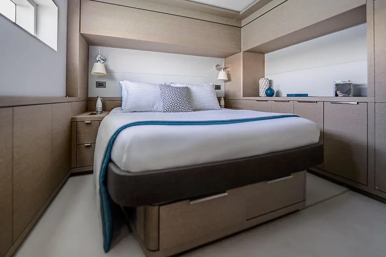 Queen Size Bett in der Grand Spirit Kabine der Spirit of Ponant